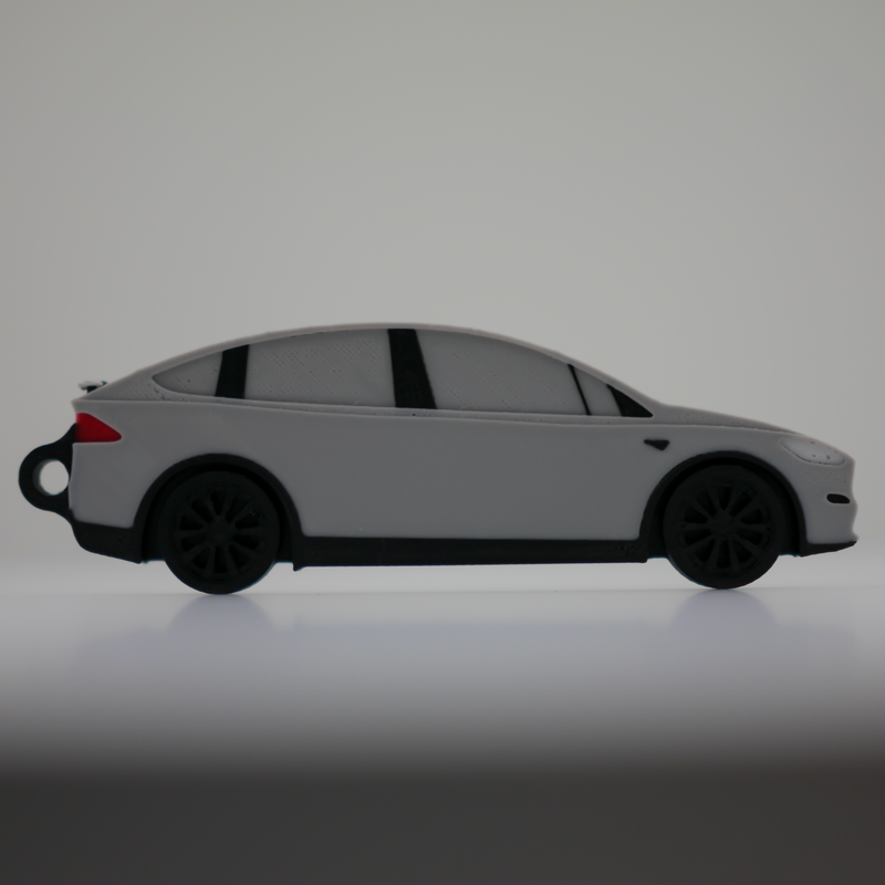0d3f0e52-d642-41e3-8056-4d0da13ef3c5-silver